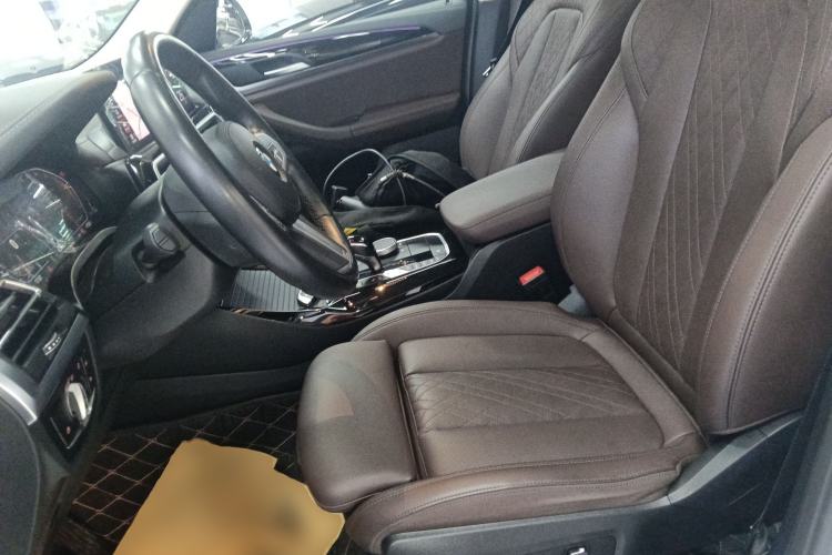 Used BMW X3 2023 xDrive25i M Sport Package Left Front Seat