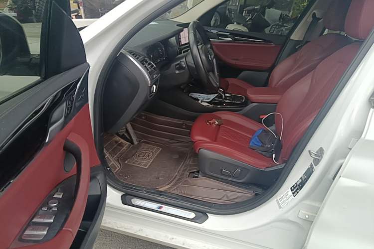 Used BMW X3 2023 xDrive25i M Sport Package Left Front Seat