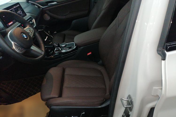 Used BMW X3 2023 Restyled xDrive30i Leading Edition M Night Sky Package Left Front Seat