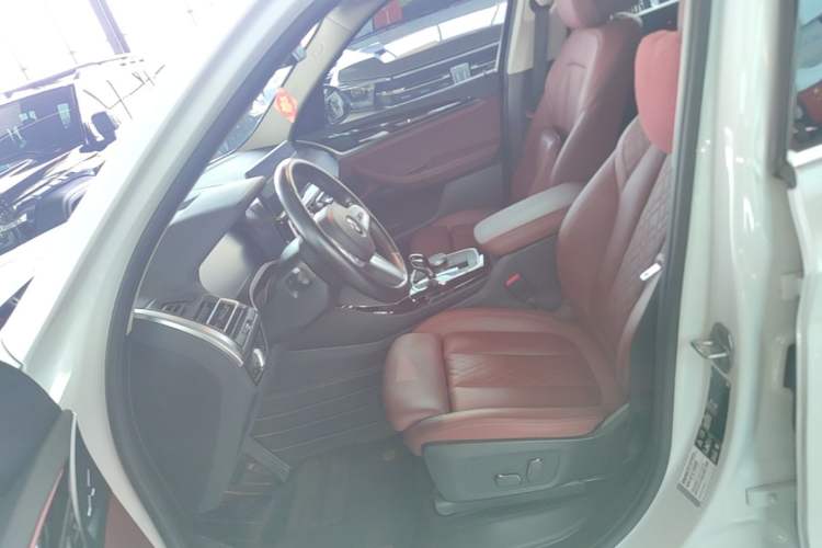 Used BMW X3 2023 xDrive25i M Sport Package Left Front Seat
