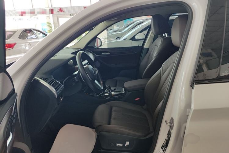 Used BMW X3 2023 xDrive30i Leading Model M Night Edition Package Left Front Seat