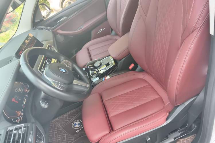 Used BMW X3 2023 xDrive30i Leading Model M Night Edition Package Left Front Seat