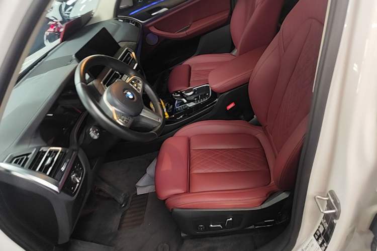 Used BMW X3 2023 Restyled xDrive30i Leading Edition M Night Sky Package Left Front Seat