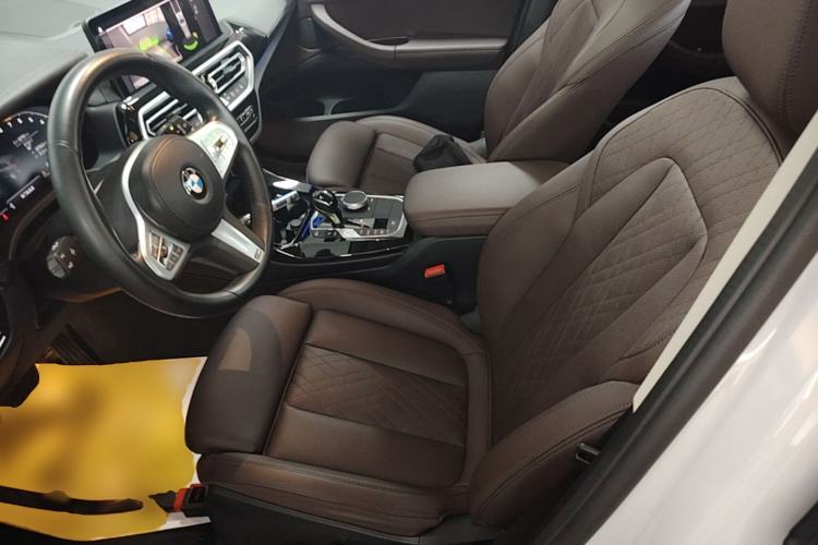 Used BMW X3 2023 xDrive25i M Sport Package Left Front Seat