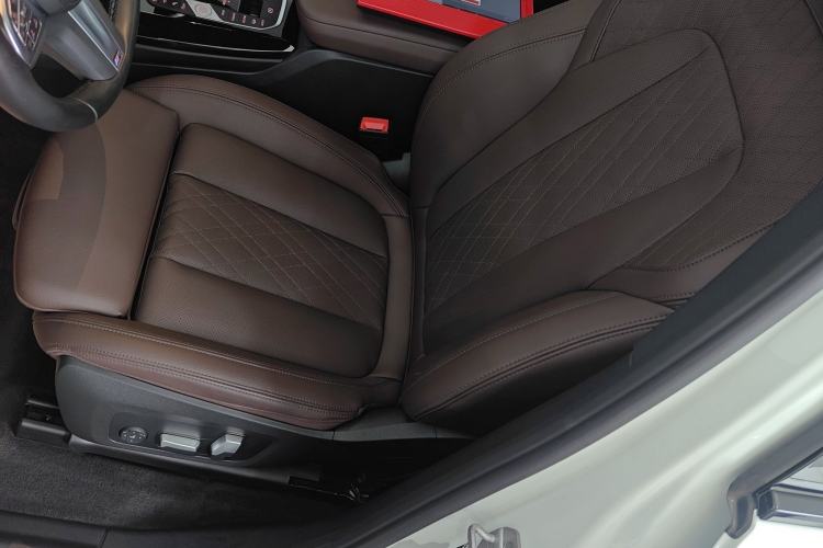 Used BMW X3 2023 xDrive30i Luxury Edition M Night Sky Package Left Front Seat