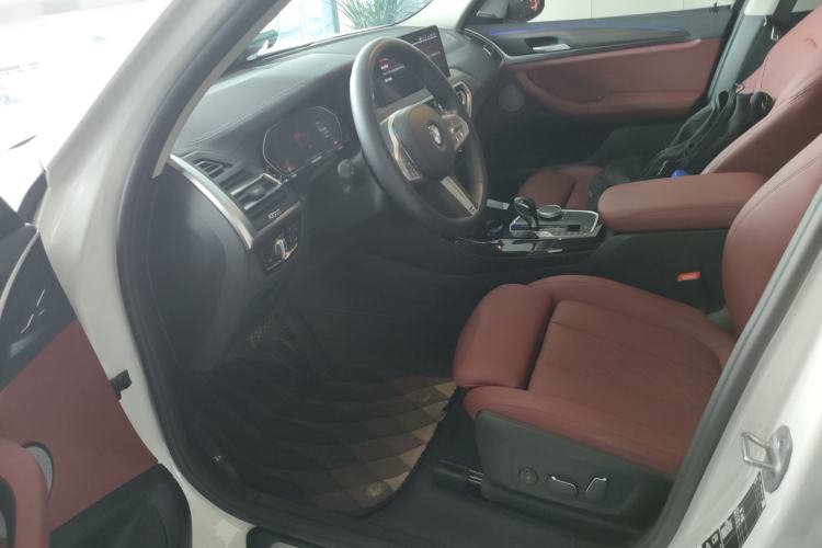 Used BMW X3 2023 Restyled xDrive30i Leading Edition M Night Sky Package Left Front Seat