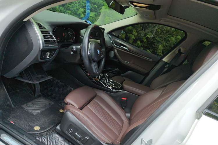 Used BMW X3 2023 Restyled xDrive30i Leading Edition M Night Sky Package Left Front Seat