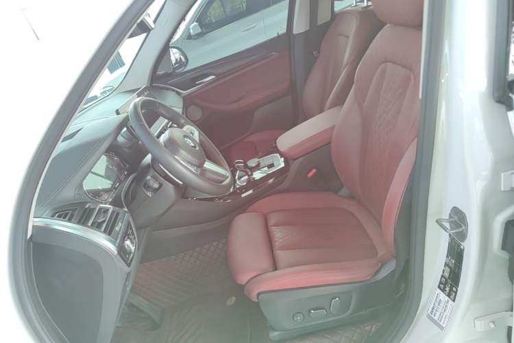 Used BMW X3 2023 Restyled xDrive30i Leading Edition M Night Sky Package Left Front Seat
