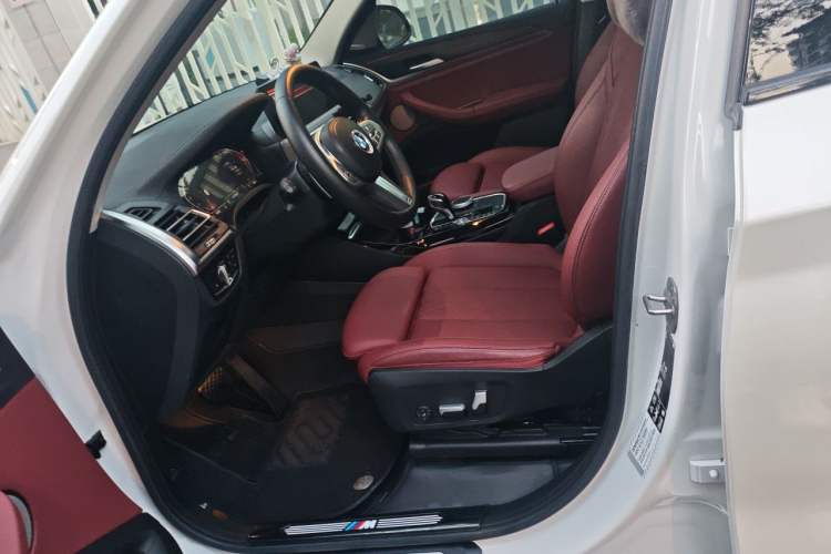 Used BMW X3 2023 xDrive30i Leading Model M Night Edition Package Left Front Seat