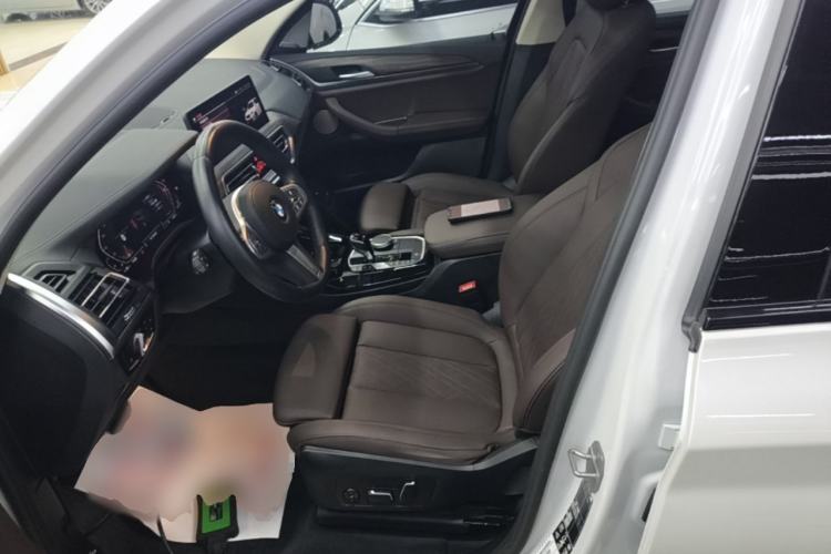 Used BMW X3 2023 Restyled xDrive30i Leading Edition M Night Sky Package Left Front Seat
