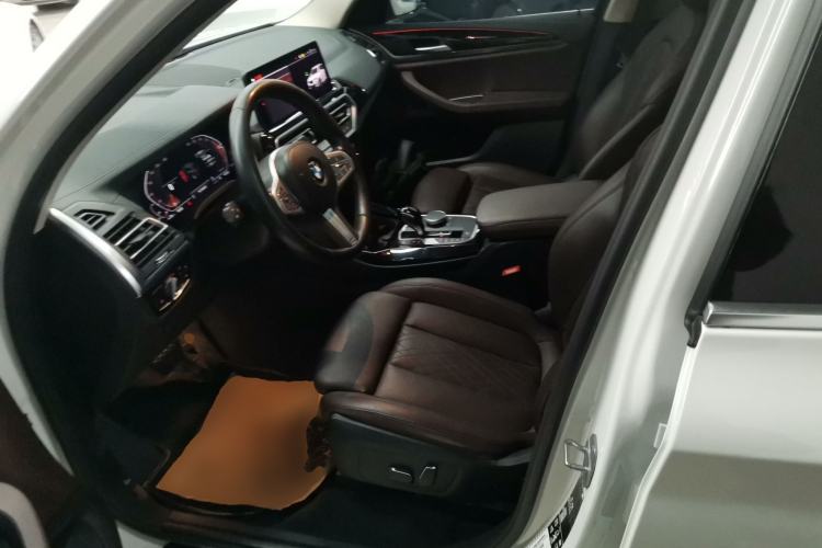 Used BMW X3 2023 xDrive25i M Sport Package Left Front Seat