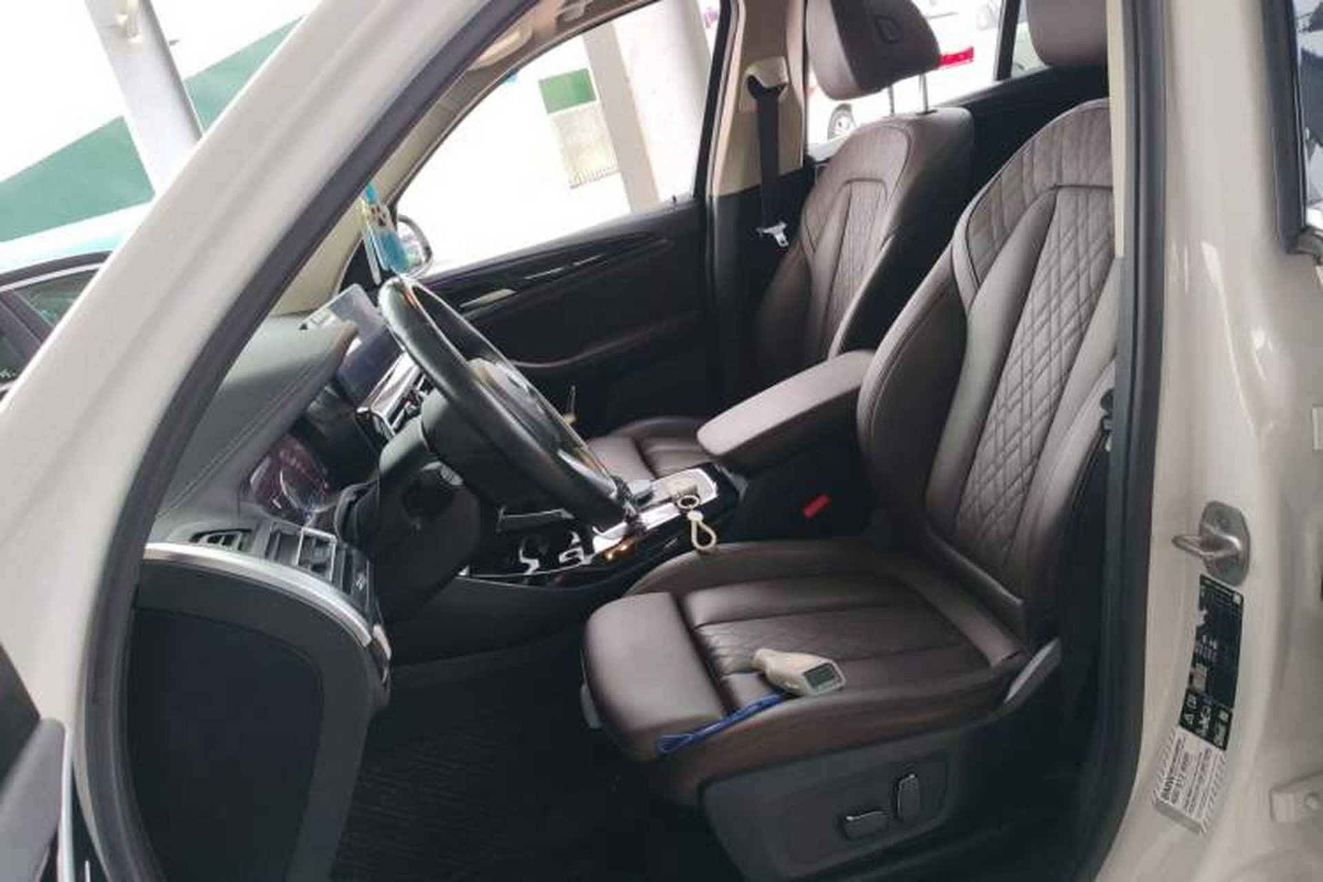 Used BMW X3 2023 xDrive25i M Sport Package Left Front Seat