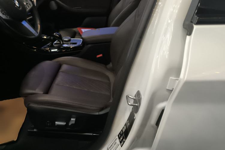 Used BMW X3 2023 xDrive30i Leading Model M Night Edition Package Left Front Seat