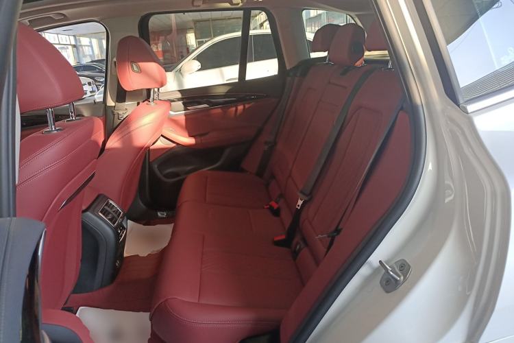Used BMW X3 2023 xDrive25i M Sport Package Left Rear Seat