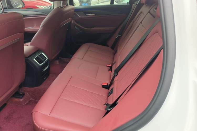 Used BMW X3 2023 Restyled xDrive30i Leading Edition M Night Sky Package Left Rear Seat
