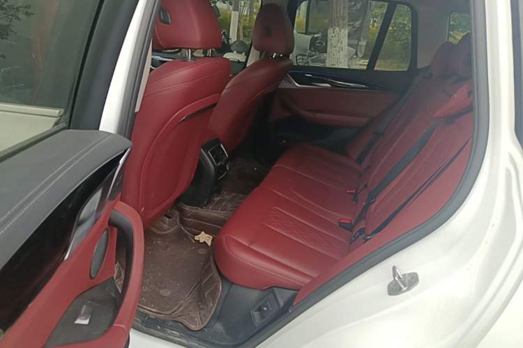 Used BMW X3 2023 xDrive25i M Sport Package Left Rear Seat