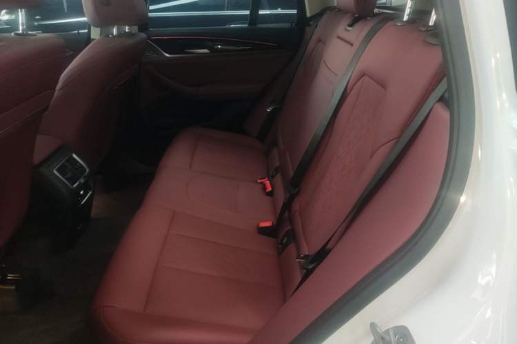 Used BMW X3 2023 xDrive25i M Sport Package Left Rear Seat
