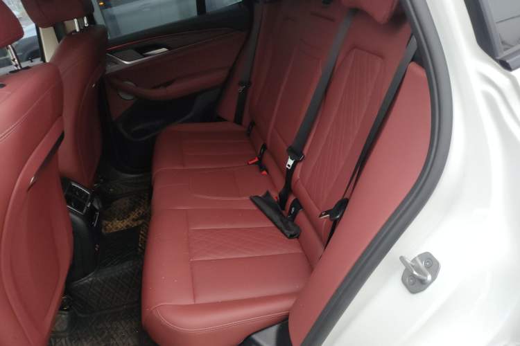 Used BMW X3 2023 Restyled xDrive30i Leading Edition M Night Sky Package Left Rear Seat