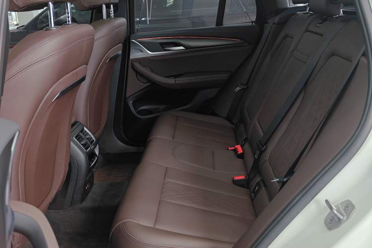 Used BMW X3 2023 xDrive30i Luxury Edition M Night Sky Package Left Rear Seat