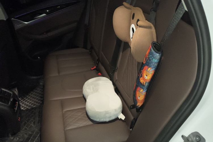 Used BMW X3 2023 xDrive25i M Sport Package Left Rear Seat