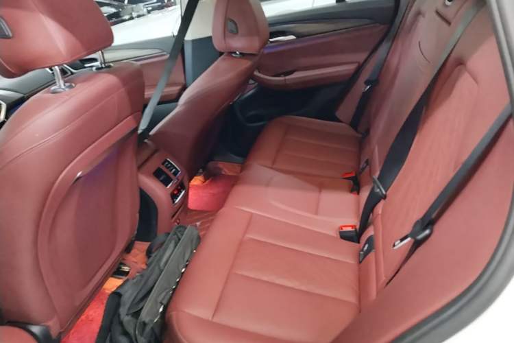 Used BMW X3 2023 Restyled xDrive30i Leading Edition M Night Sky Package Left Rear Seat