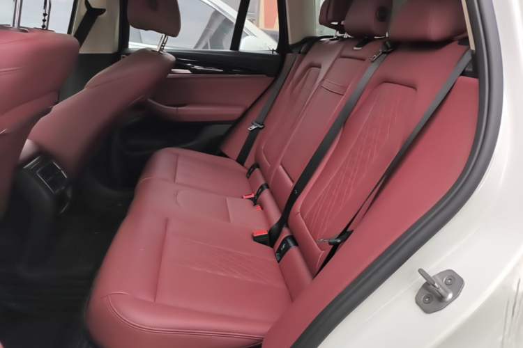 Used BMW X3 2023 xDrive25i M Sport Package Left Rear Seat