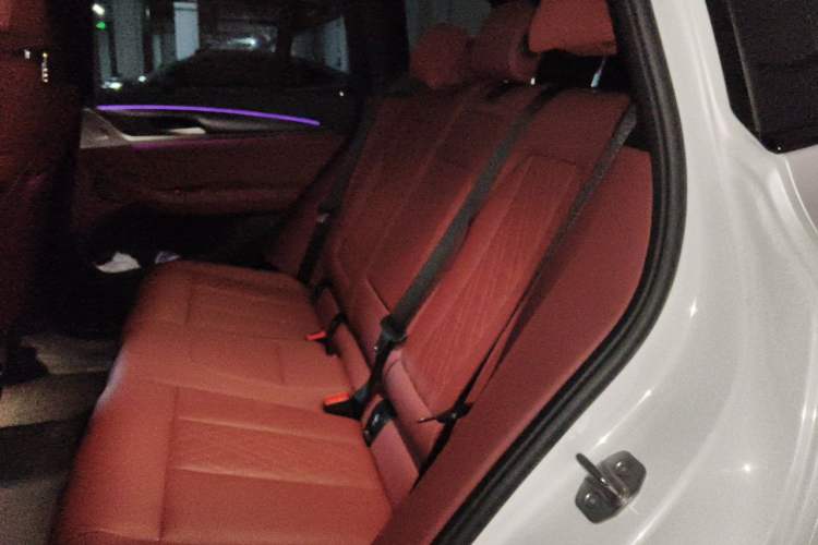 Used BMW X3 2023 xDrive30i Luxury Edition M Night Sky Package Left Rear Seat
