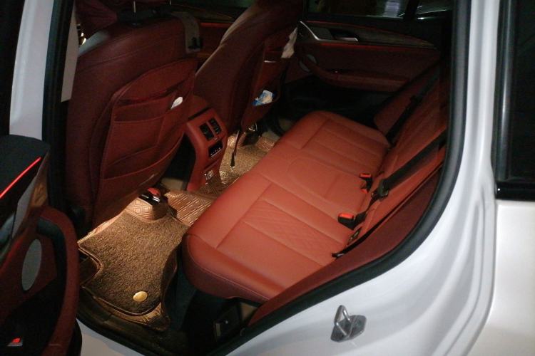 Used BMW X3 2023 xDrive30i Luxury Edition M Night Sky Package Left Rear Seat