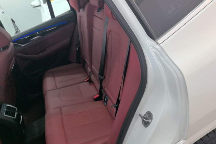 Used BMW X3 2023 xDrive25i M Sport Package Left Rear Seat