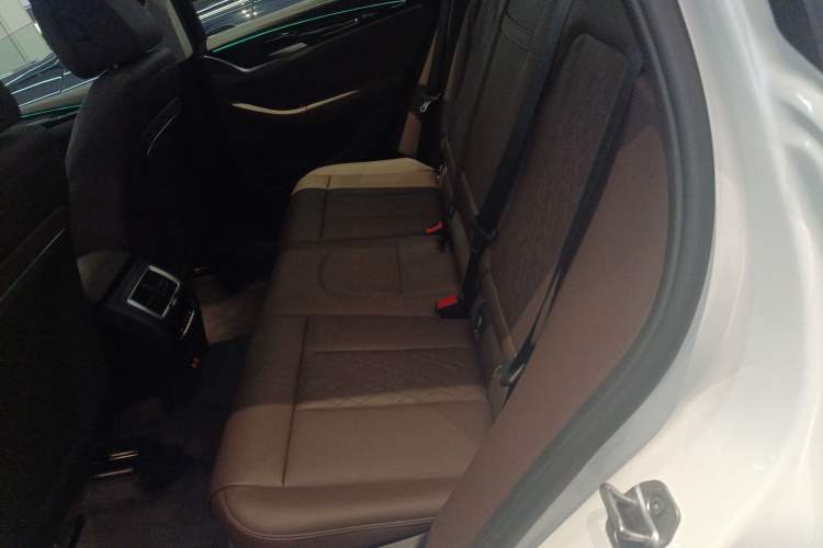 Used BMW X3 2023 xDrive25i M Sport Package Left Rear Seat