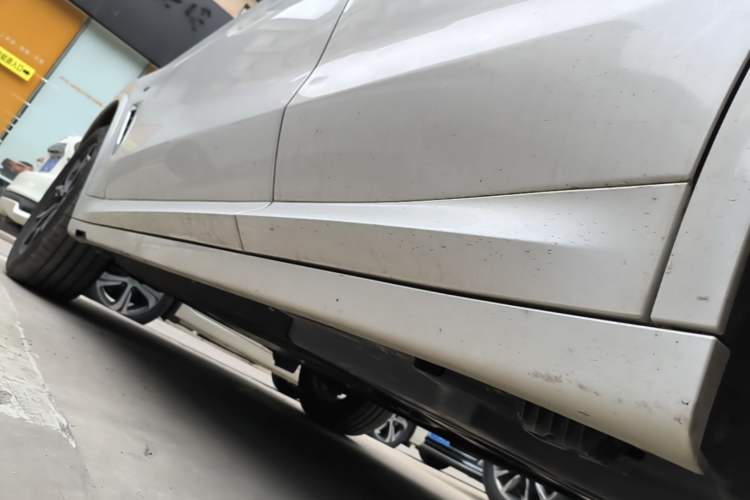 Used BMW X3 2023 xDrive25i M Sport Package Left Side Sill