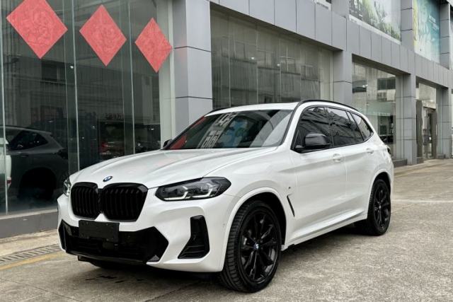 BMW X3 2023 xDrive30i Luxury Edition M Night Sky Package مستعملة