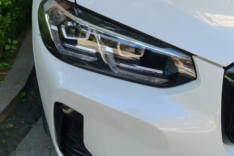 Used BMW X3 2023 xDrive30i Leading Model M Night Edition Package Right Front Headlight