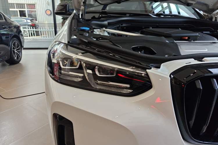 Used BMW X3 2023 xDrive30i Leading Model M Night Edition Package Right Front Headlight