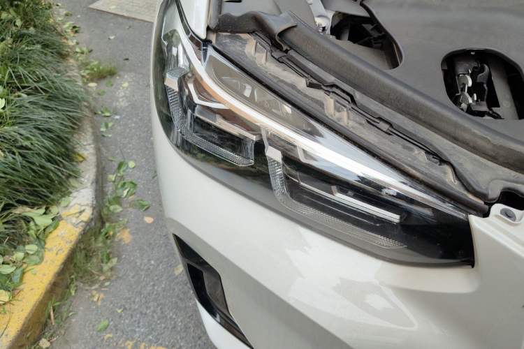 Used BMW X3 2023 xDrive25i M Sport Package Right Front Headlight