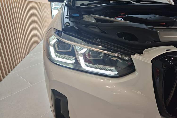 Used BMW X3 2023 xDrive30i Leading Model M Night Edition Package Right Front Headlight