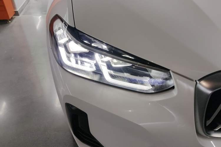 Used BMW X3 2023 xDrive25i M Sport Package Right Front Headlight