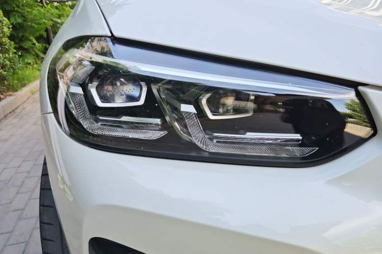 Used BMW X3 2023 xDrive25i M Sport Package Right Front Headlight