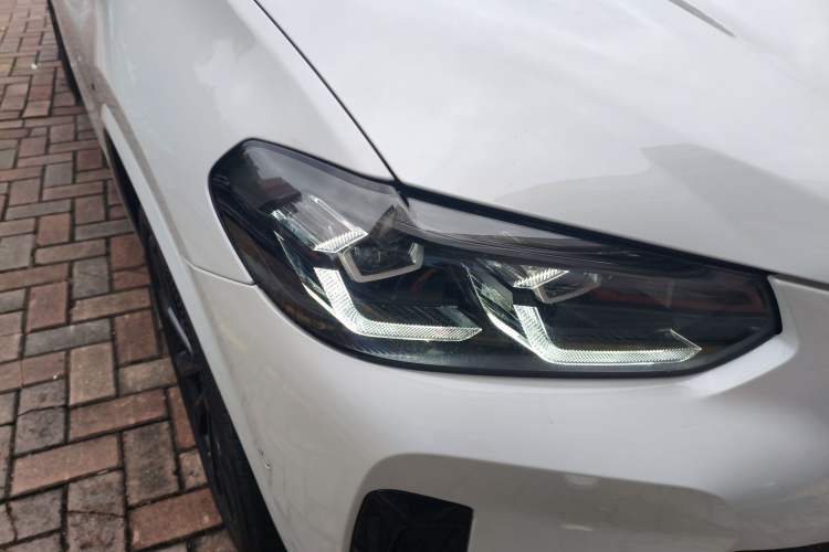 Used BMW X3 2023 xDrive30i Luxury Edition M Night Sky Package Right Front Headlight