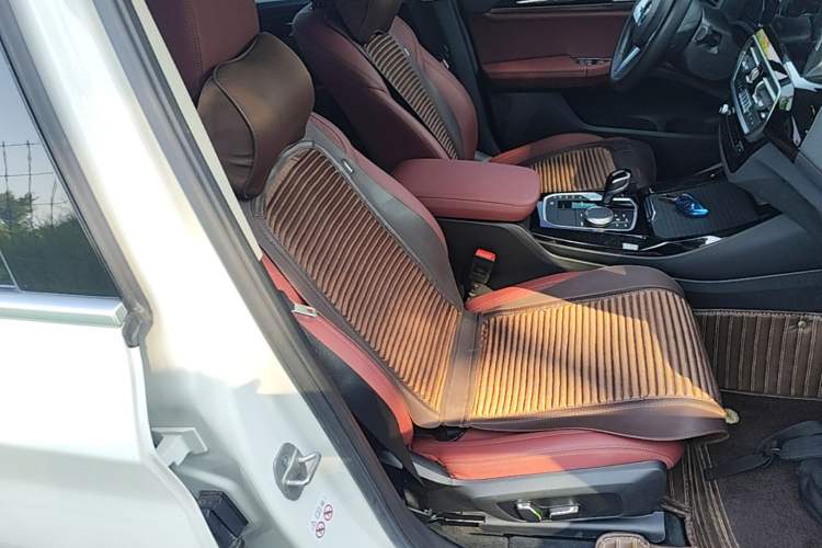 Used BMW X3 2023 xDrive25i M Sport Package Right Front Seat