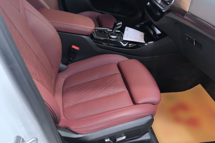 Used BMW X3 2023 Restyled xDrive30i Leading Edition M Night Sky Package Right Front Seat