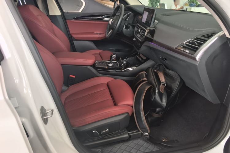Used BMW X3 2023 xDrive25i M Sport Package Right Front Seat