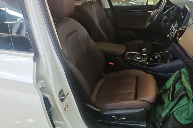 Used BMW X3 2023 xDrive25i M Sport Package Right Front Seat