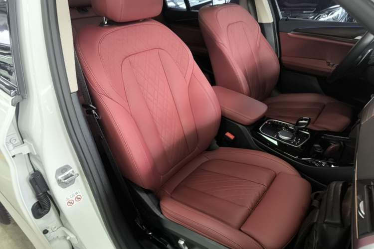 Used BMW X3 2023 xDrive30i Leading Model M Night Edition Package Right Front Seat