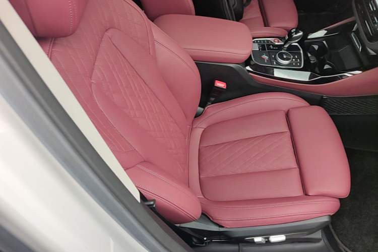 Used BMW X3 2023 xDrive25i M Sport Package Right Front Seat