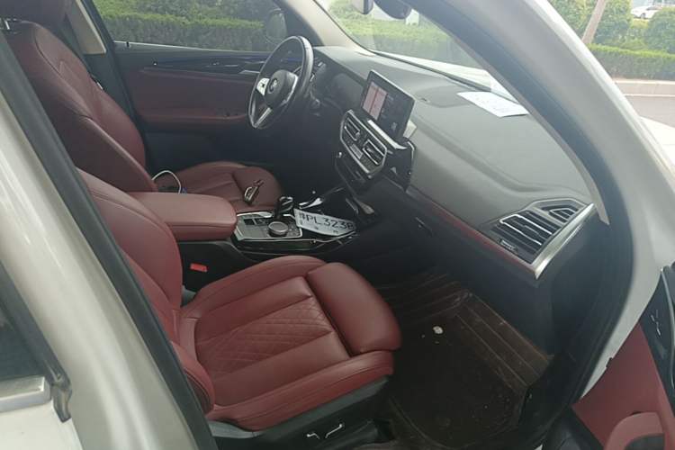 Used BMW X3 2023 xDrive25i M Sport Package Right Front Seat