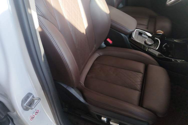 Used BMW X3 2023 xDrive30i Leading Model M Night Edition Package Right Front Seat