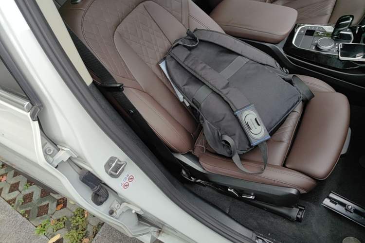 Used BMW X3 2023 xDrive25i M Sport Package Right Front Seat