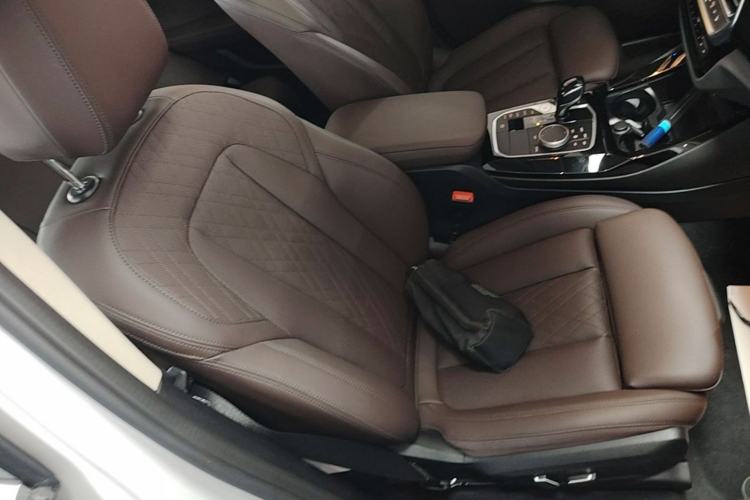 Used BMW X3 2023 xDrive25i M Sport Package Right Front Seat