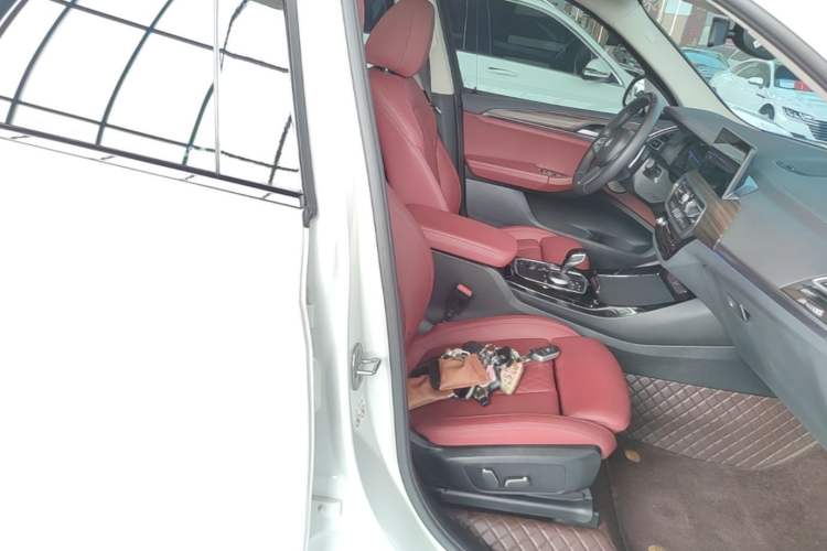 Used BMW X3 2023 Restyled xDrive30i Leading Edition M Night Sky Package Right Front Seat